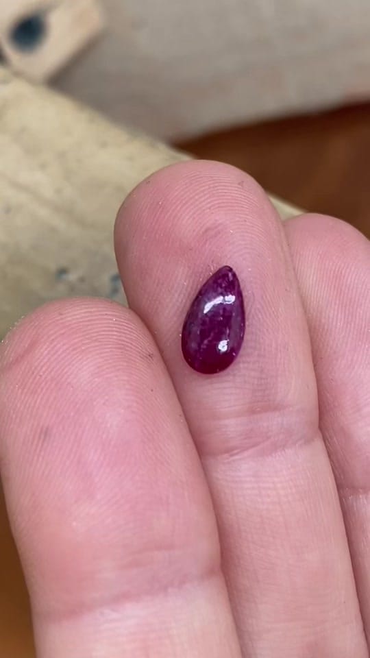 Post 1 by eewjewellery on TikTok (video)