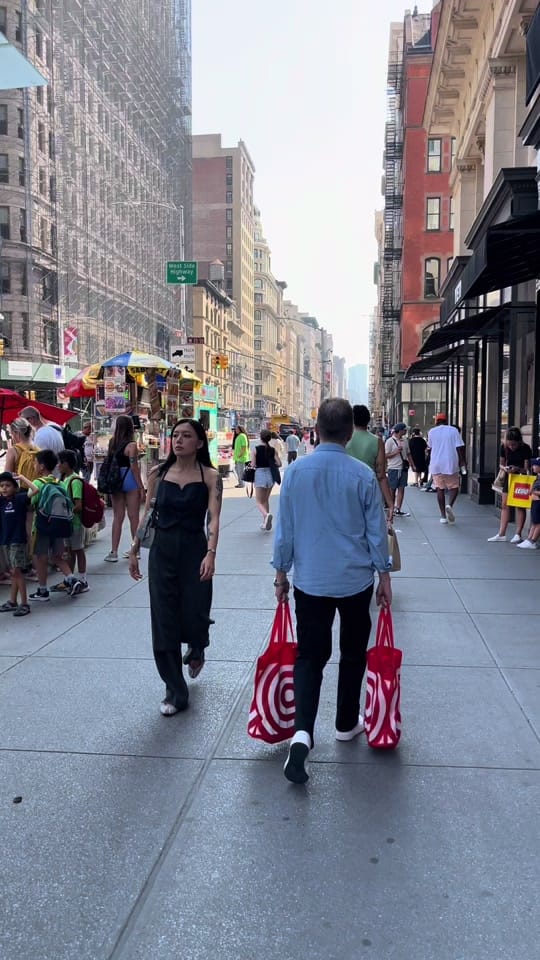 Post 3 by happinessnycwalk on TikTok (video)
