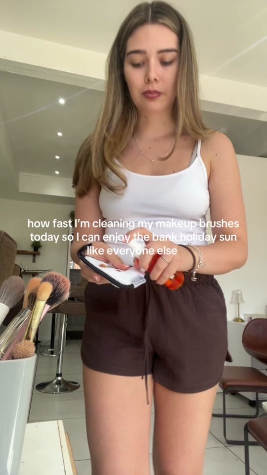 Post 7 by Lexi May on TikTok (video)