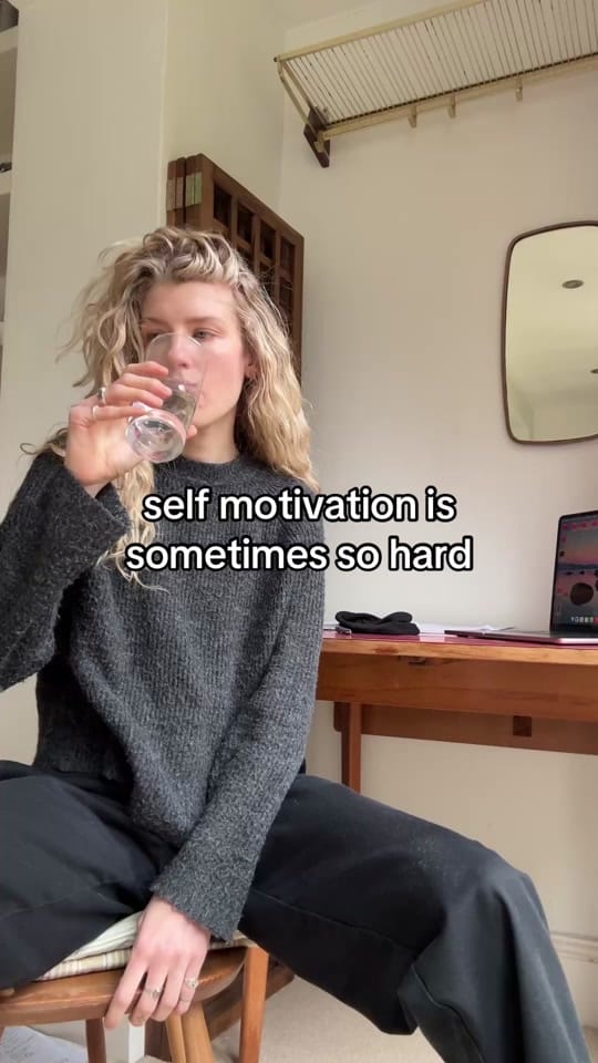 Post 6 by Charlie Barker on TikTok (video)