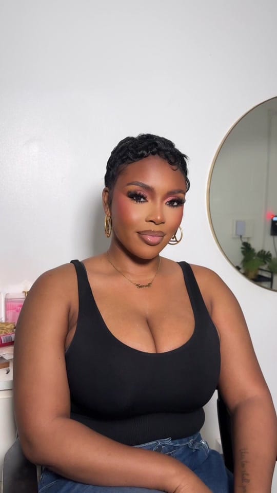 Post 3 by Glambymaurella on TikTok (video)