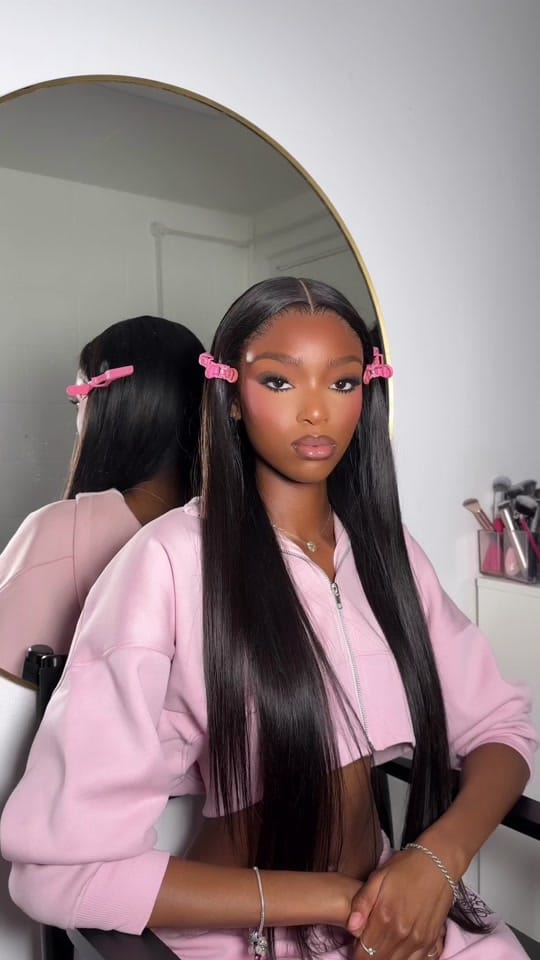 Post 1 by Glambymaurella on TikTok (video)