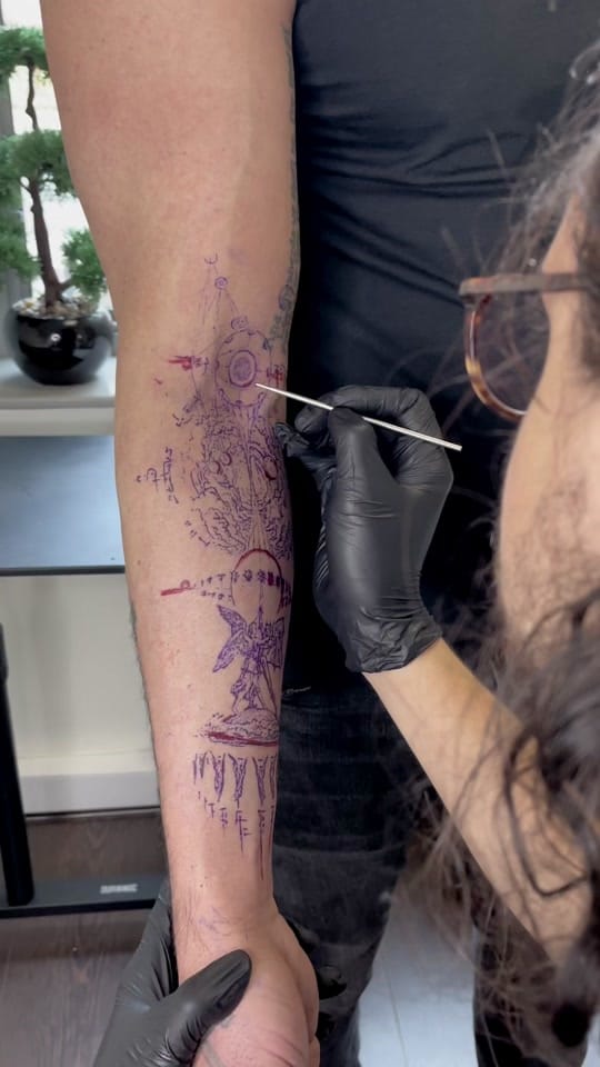 Post 5 by Peter Laeviv on TikTok (video)