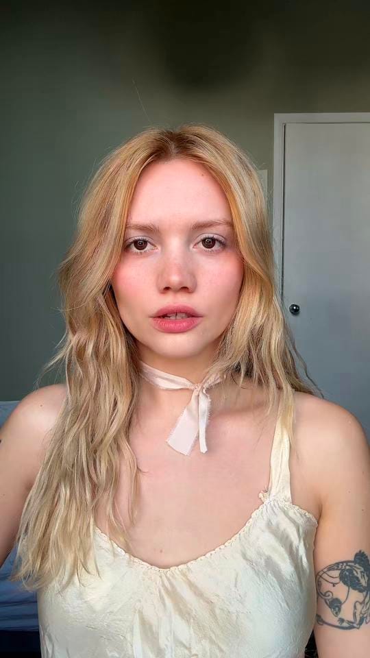 Post 4 by florencerose on TikTok (video)