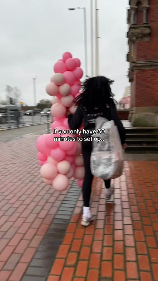 Post 5 by Tuula events | Balloon teacher on TikTok (video)