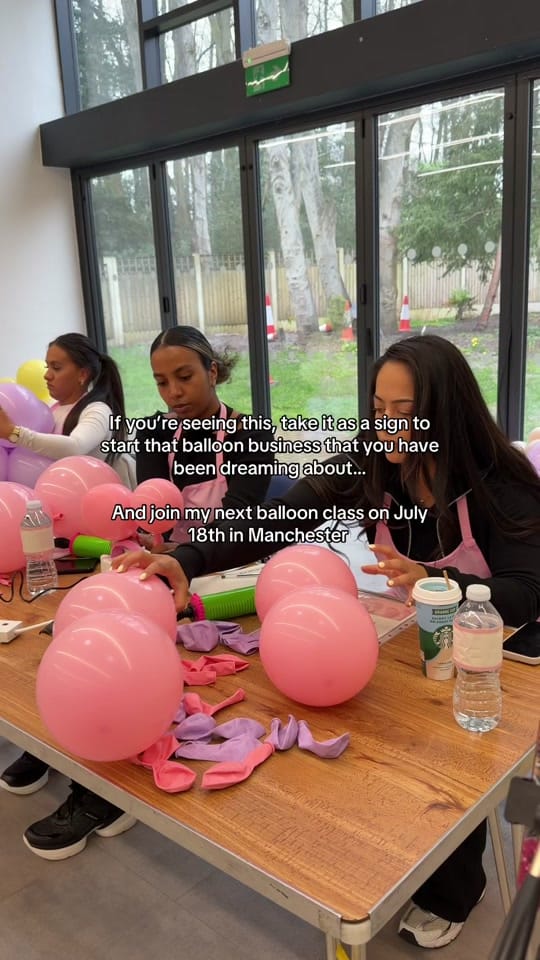 Post 4 by Tuula events | Balloon teacher on TikTok (video)