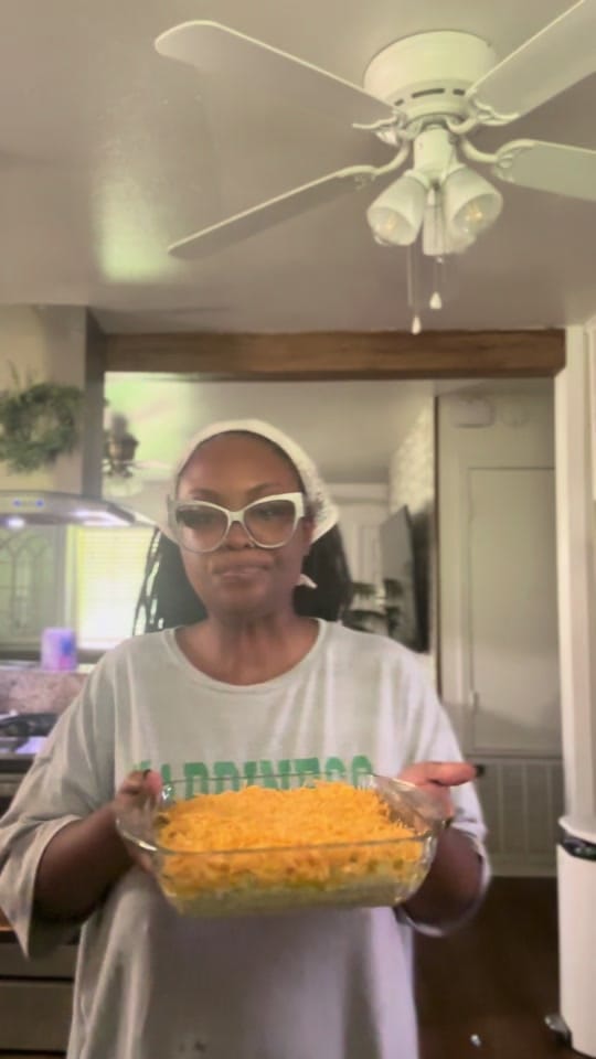 Post 1 by MeekFro on TikTok (video)