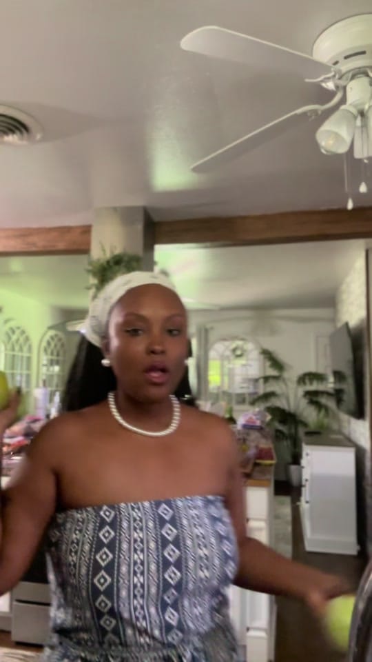 Post 2 by MeekFro on TikTok (video)