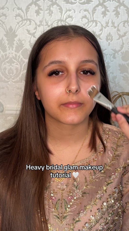 Post 1 by BIRMINGHAM MAKEUP ARTIST on TikTok (video)
