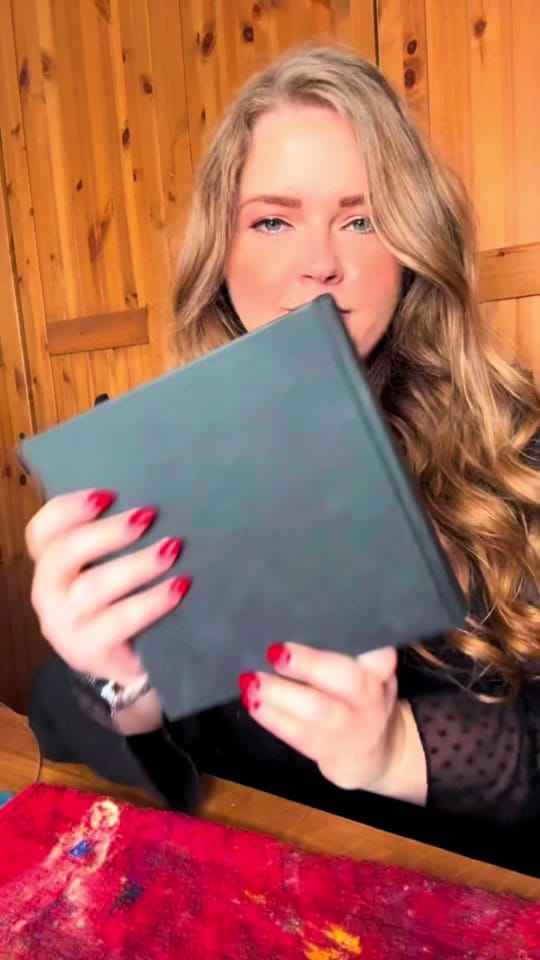 Post 8 by Soph • Artist, Maker, Nerd on TikTok (video)