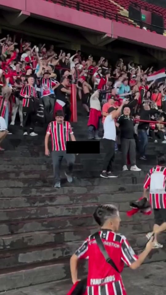 Post 8 by ⚽️Cánticos de hinchadas 🏟️ on TikTok (video)