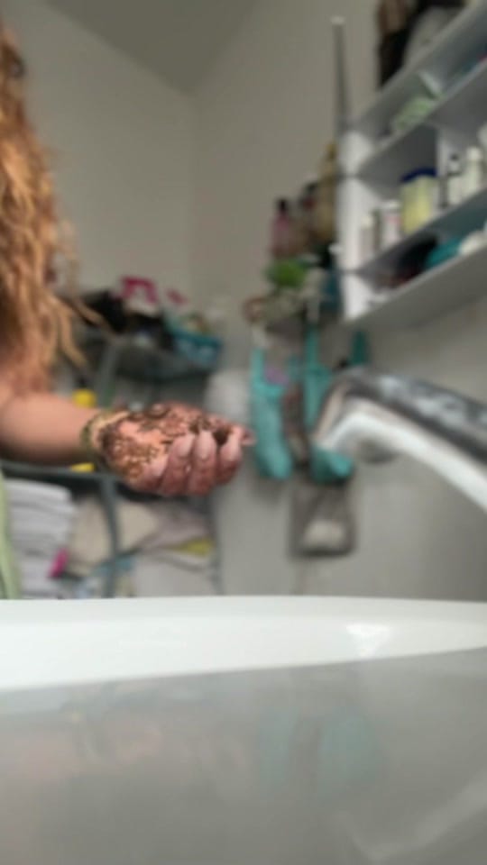 Post 10 by Henna By Karisma 🇲🇺 on TikTok (video)
