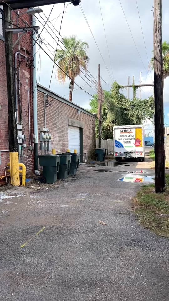 Post 4 by MDC - Home Staging | Design on TikTok (video)