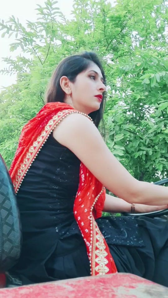 Post 8 by ruch on TikTok (video)