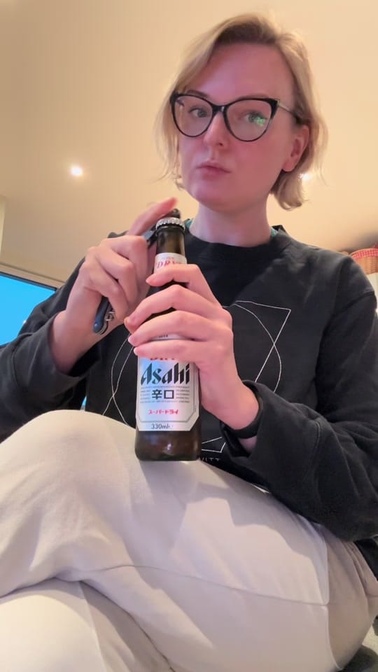 Post 4 by Meike Zane on TikTok (video)