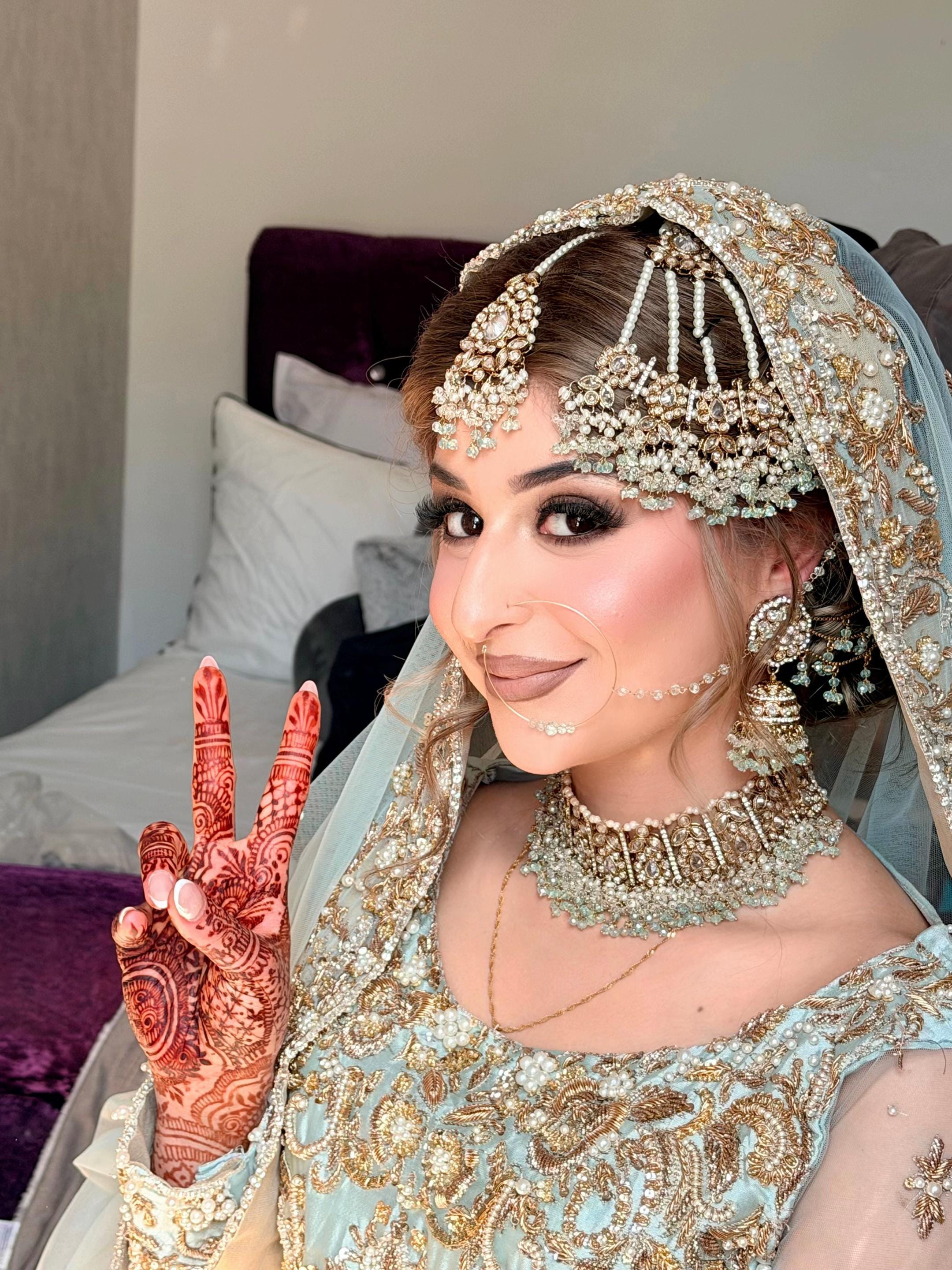 Post 6 by Sadia Hussain on TikTok (video)