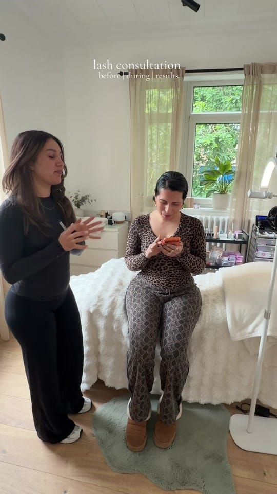 Post 2 by lashes by mine on TikTok (video)