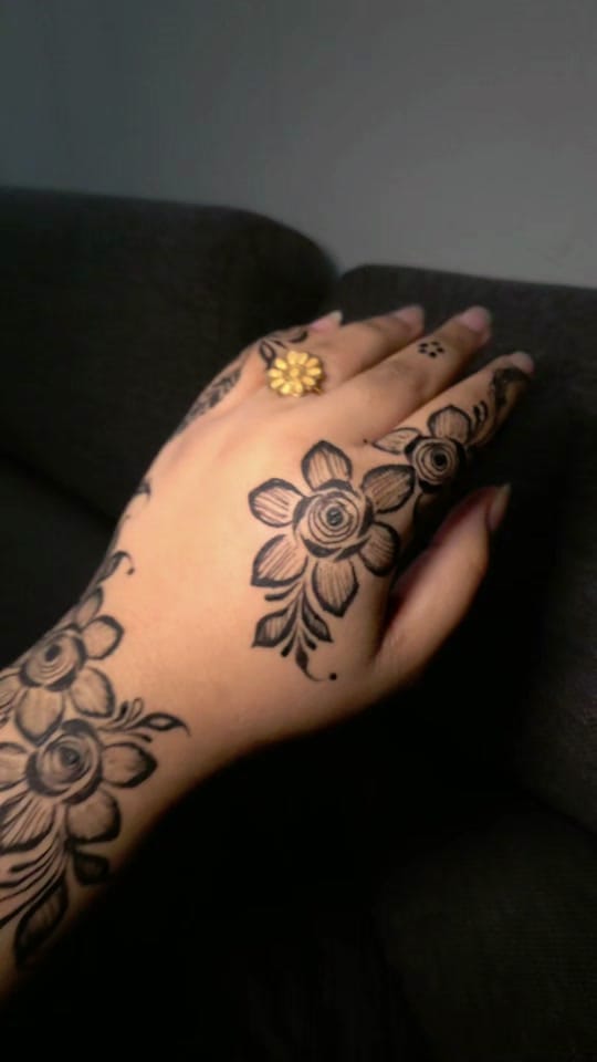 Post 5 by Nus Henna on TikTok (video)