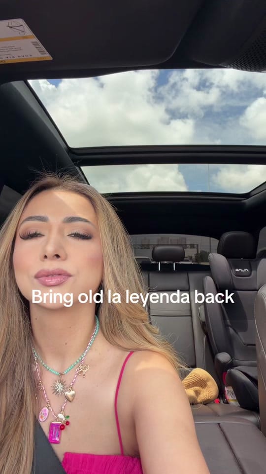 Post 5 by Monica Diaz on TikTok (video)