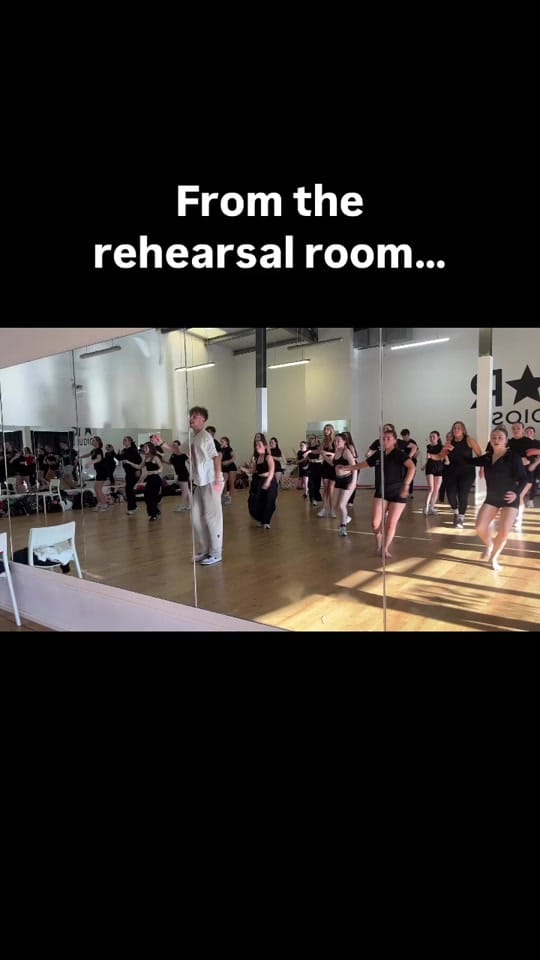 Post 5 by Sean Gilligan Performing Arts on TikTok (video)