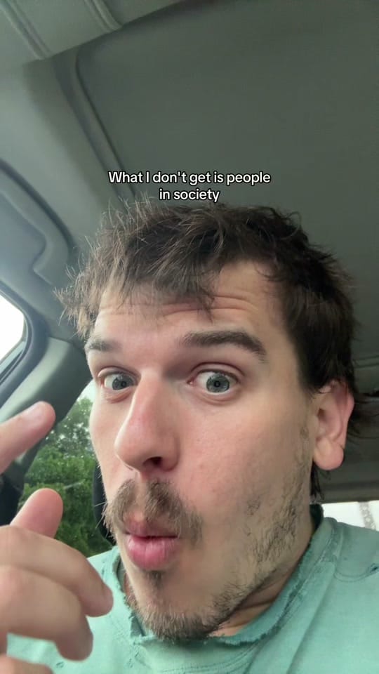 Post 3 by 🎥 on TikTok (video)