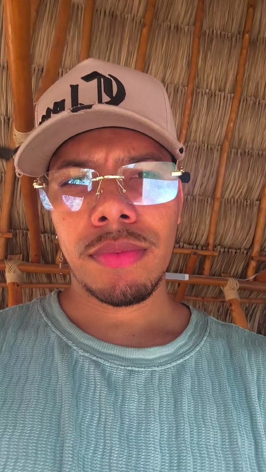 Post 1 by ViMan on TikTok (video)