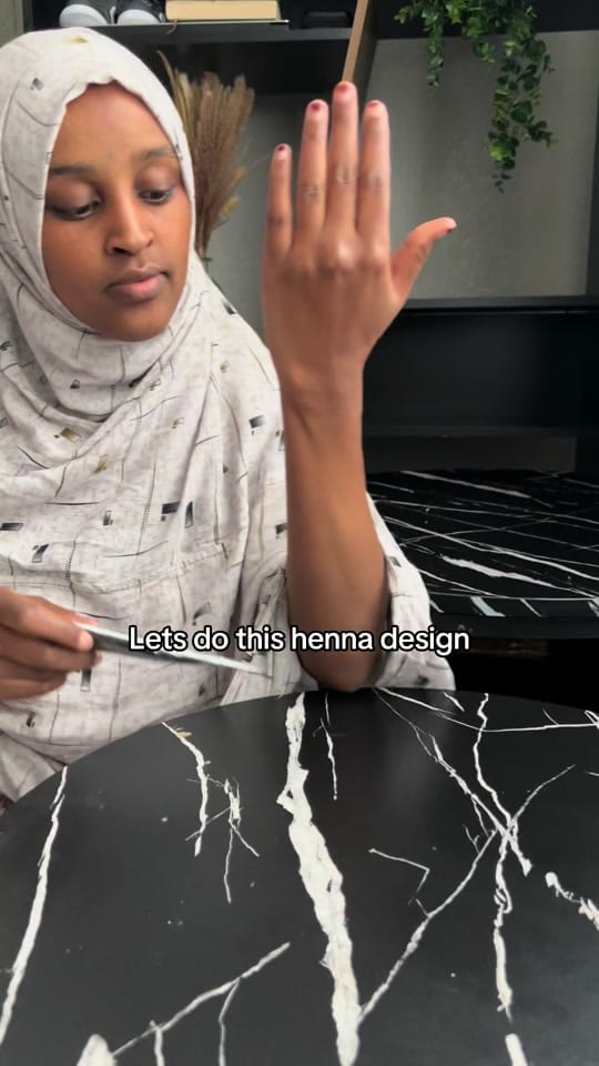 Post 10 by Art by Madinah on TikTok (video)