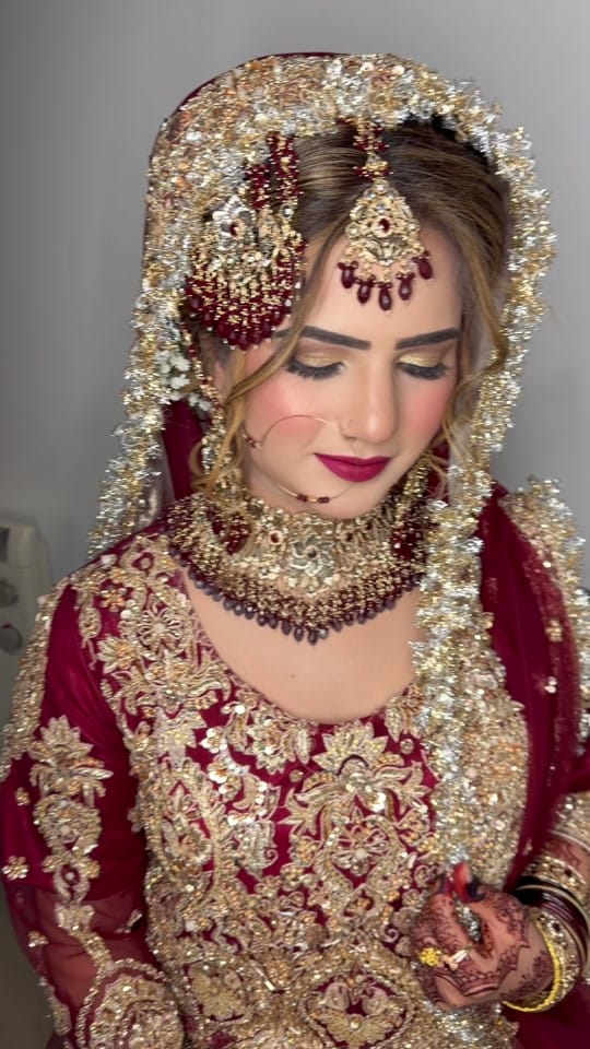 Post 3 by Birmingham makeup artist on TikTok (video)
