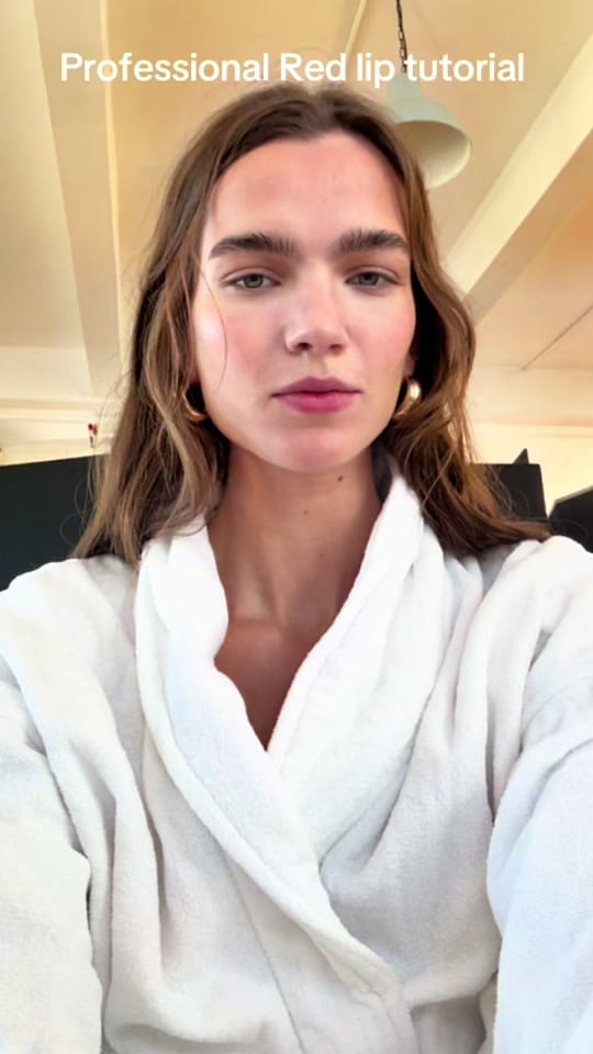 Post 9 by CiaraDoesMakeup on TikTok (video)