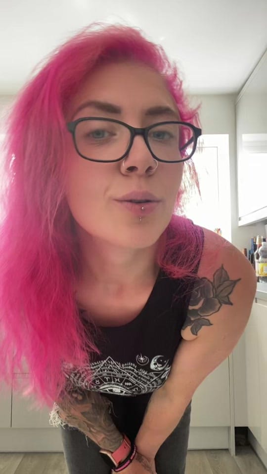 Post 5 by Old account on TikTok (video)