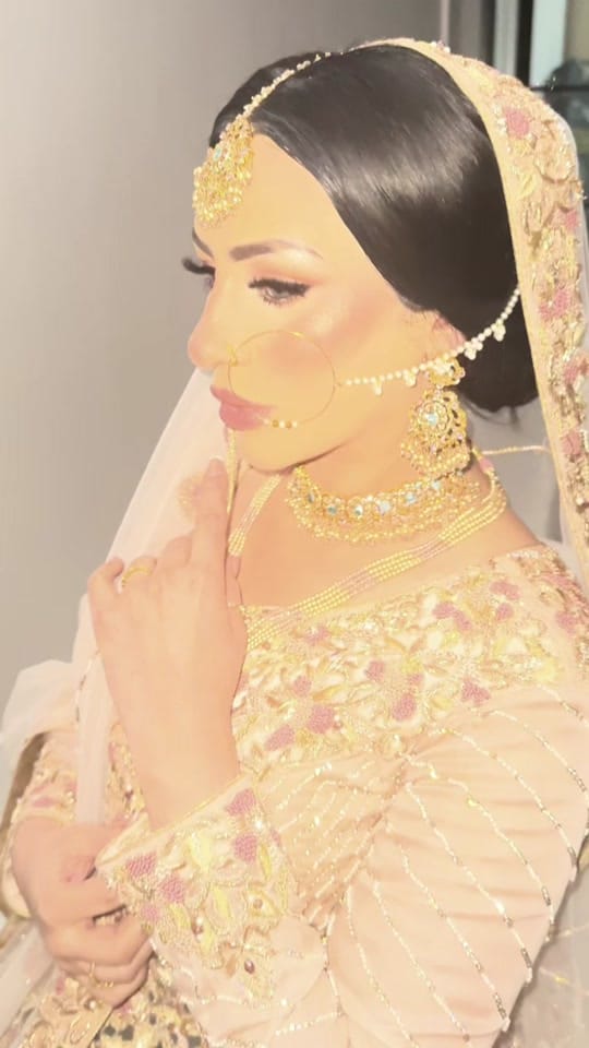 Post 10 by maryamx_makeupartist on TikTok (video)