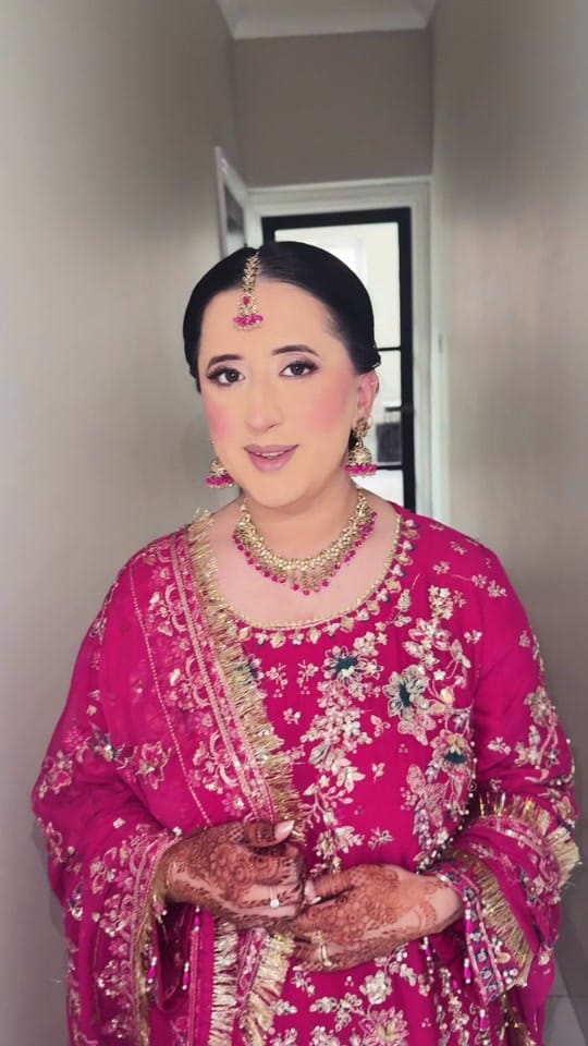 Post 5 by maryamx_makeupartist on TikTok (video)