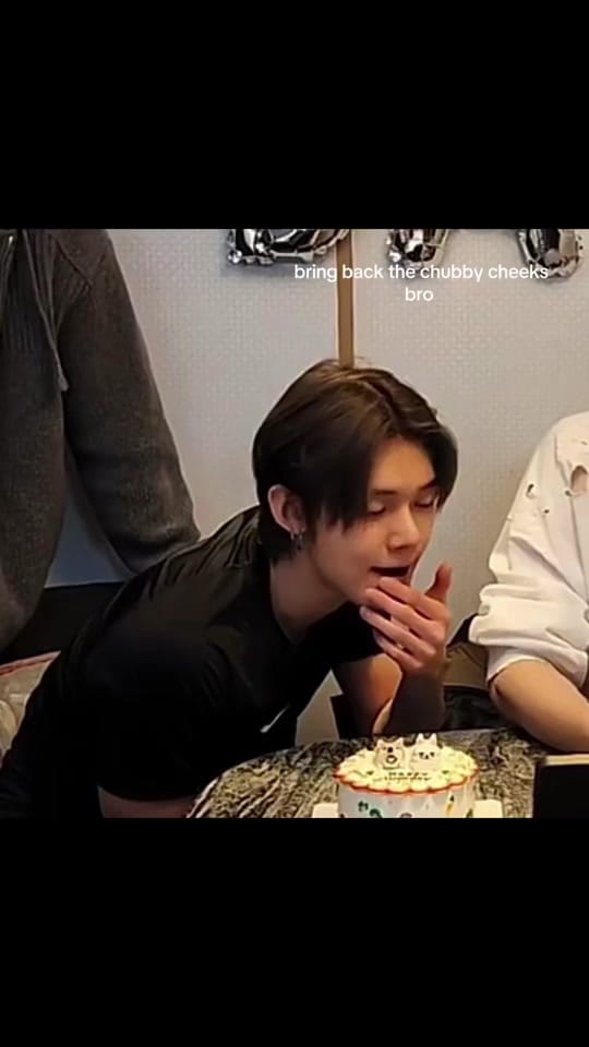 Post 10 by YEONJUN METROPOLIS on TikTok (video)
