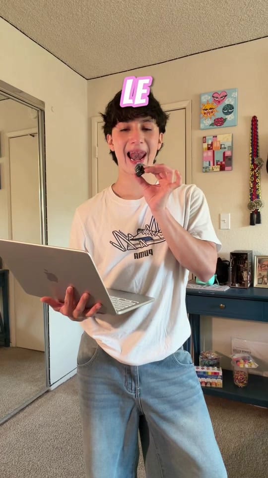 Post 1 by Angel Mantiu on TikTok (video)