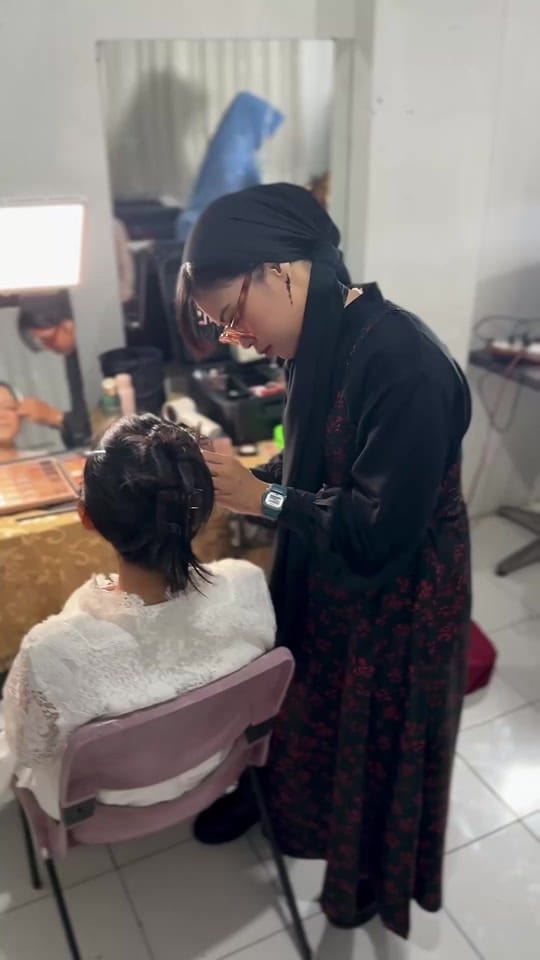 Post 7 by Kemalia Kentina on TikTok (video)