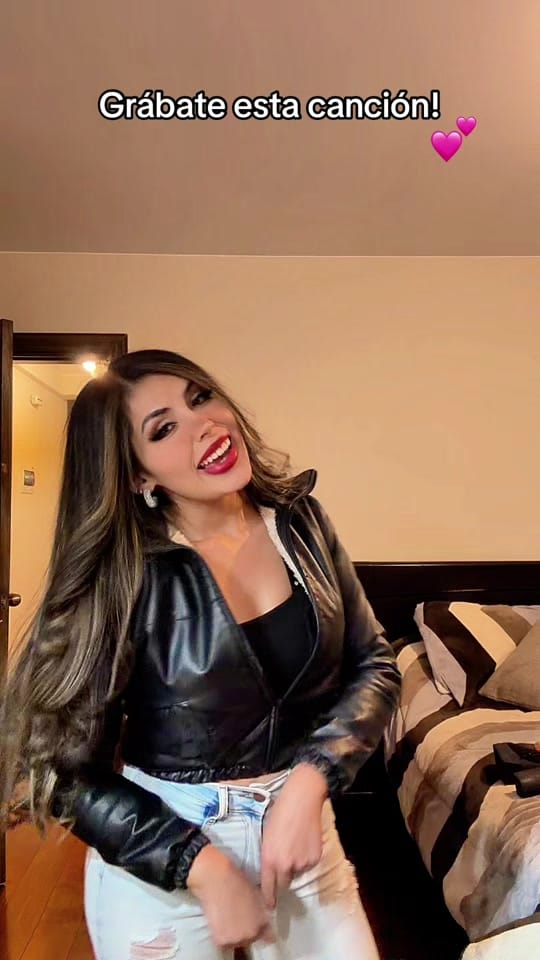 Post 4 by Gise Anahí Cadena Ruiz on TikTok (video)