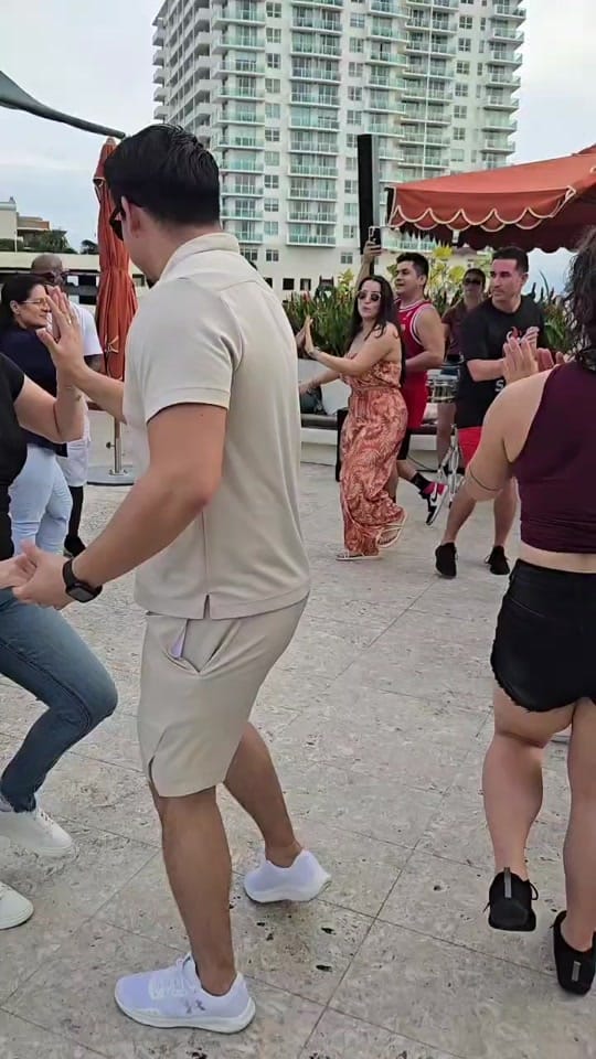 Post 2 by SALSA KINGS on TikTok (video)