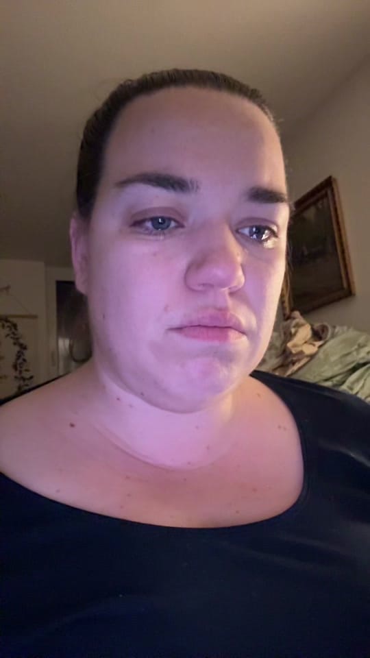 Post 3 by Anny Greenig on TikTok (video)
