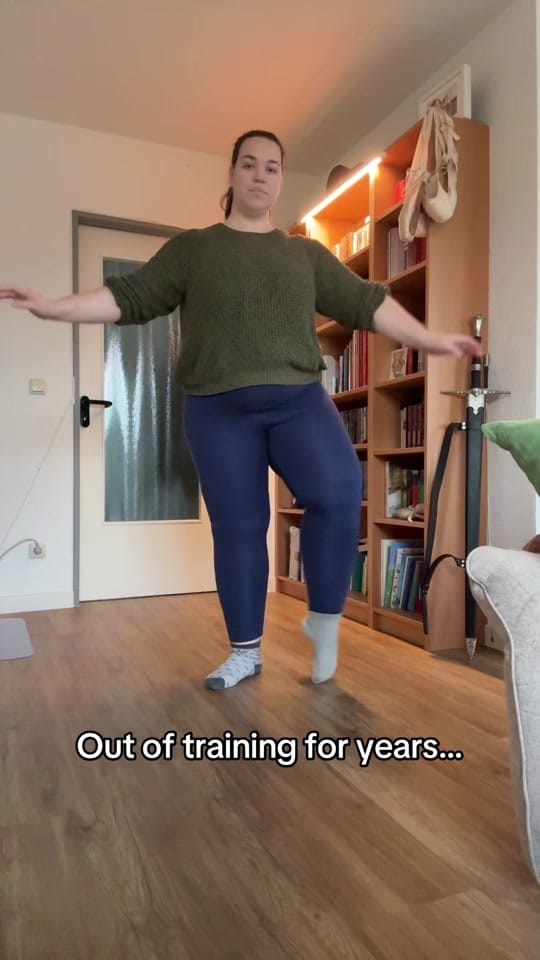 Post 7 by Anny Greenig on TikTok (video)