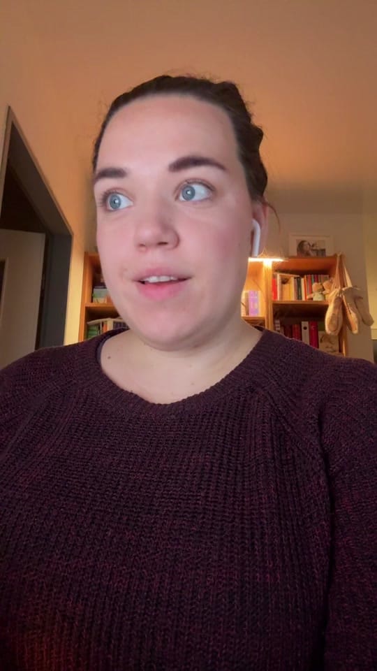 Post 10 by Anny Greenig on TikTok (video)