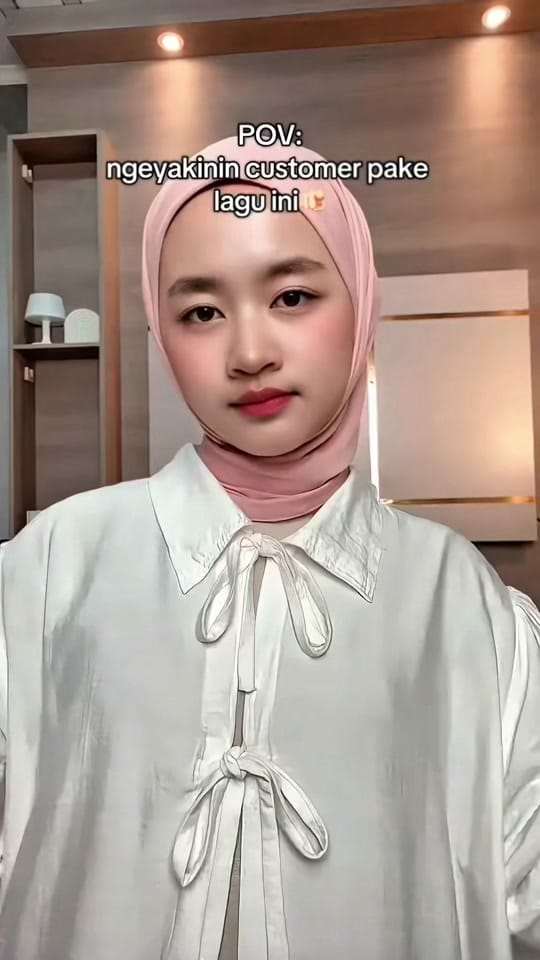 Post 6 by Rn hijab indonesia on TikTok (video)