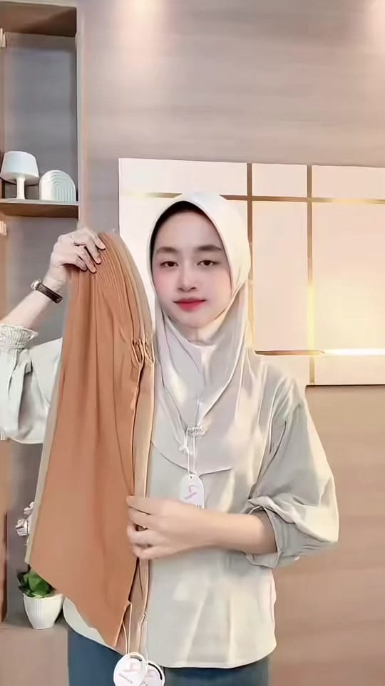 Post 1 by Rn hijab indonesia on TikTok (video)