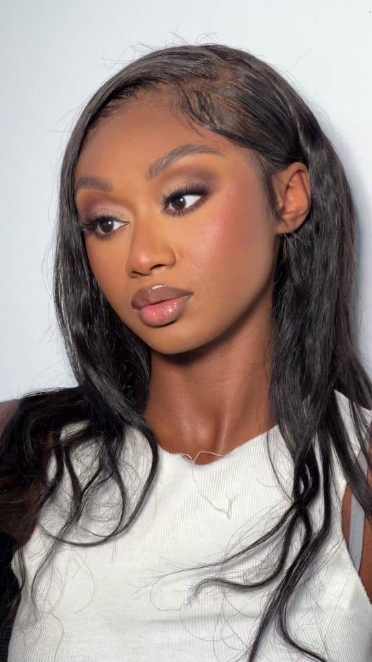 Post 9 by Alex Niven Makeup on TikTok (video)