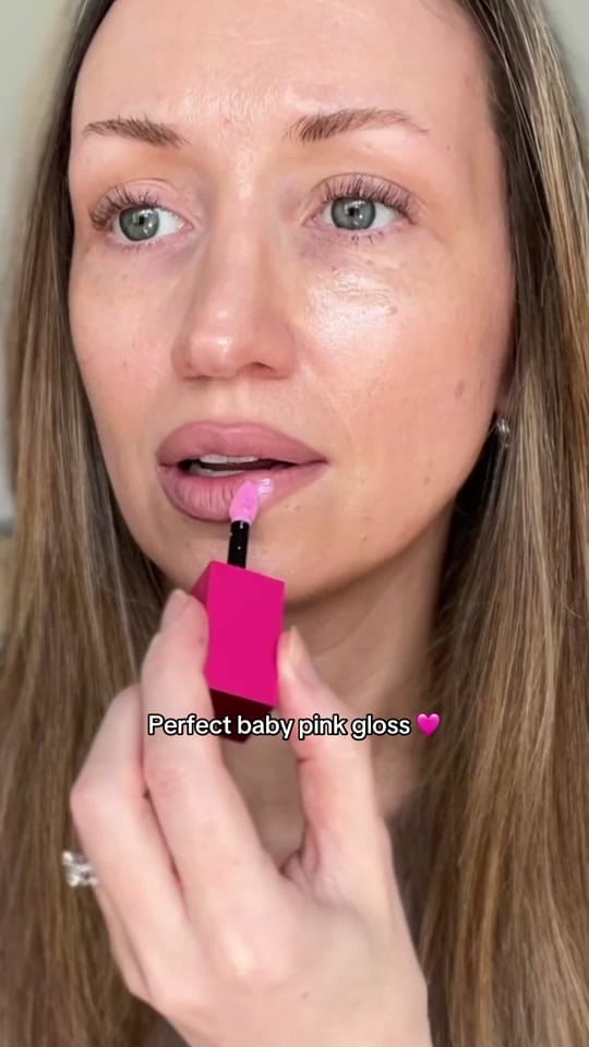 Post 5 by Jennifer Oliver - PRO MUA on TikTok (video)