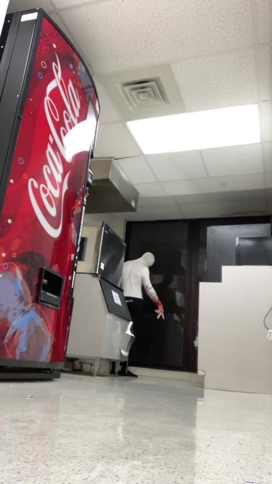 Post 1 by Jeff on TikTok (video)