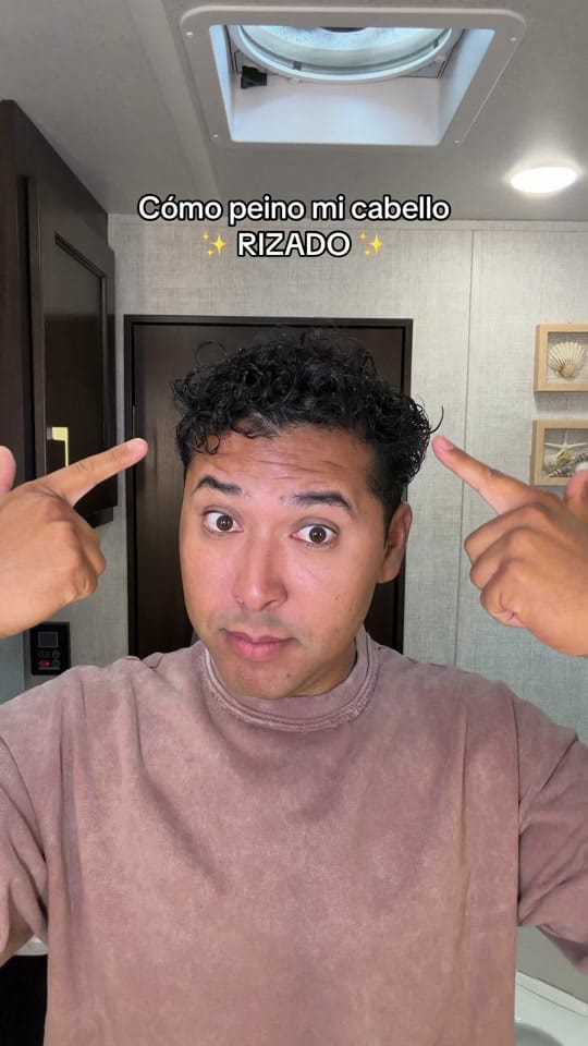 Post 1 by Carlos Día on TikTok (video)