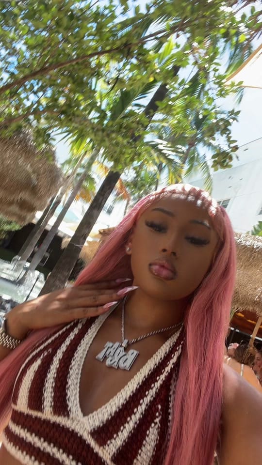 Post 7 by Jalenn🍭 on TikTok (video)
