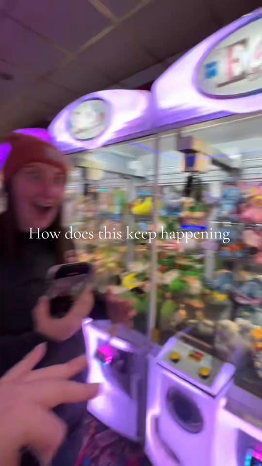 Post 4 by Alice D on TikTok (video)