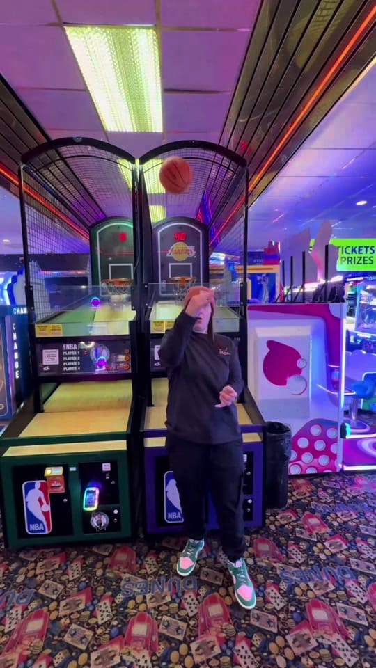 Post 5 by Alice D on TikTok (video)