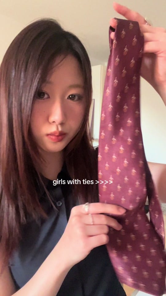 Post 10 by Hanni 한음ೃ࿔ on TikTok (video)